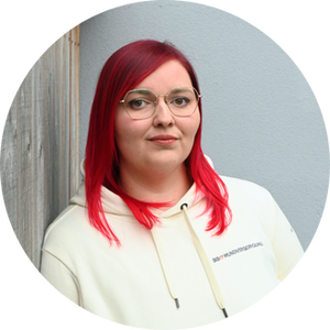 <h3>Beatrix Beetz</h3><p>Geschäftsführerin</p> (Kopie)